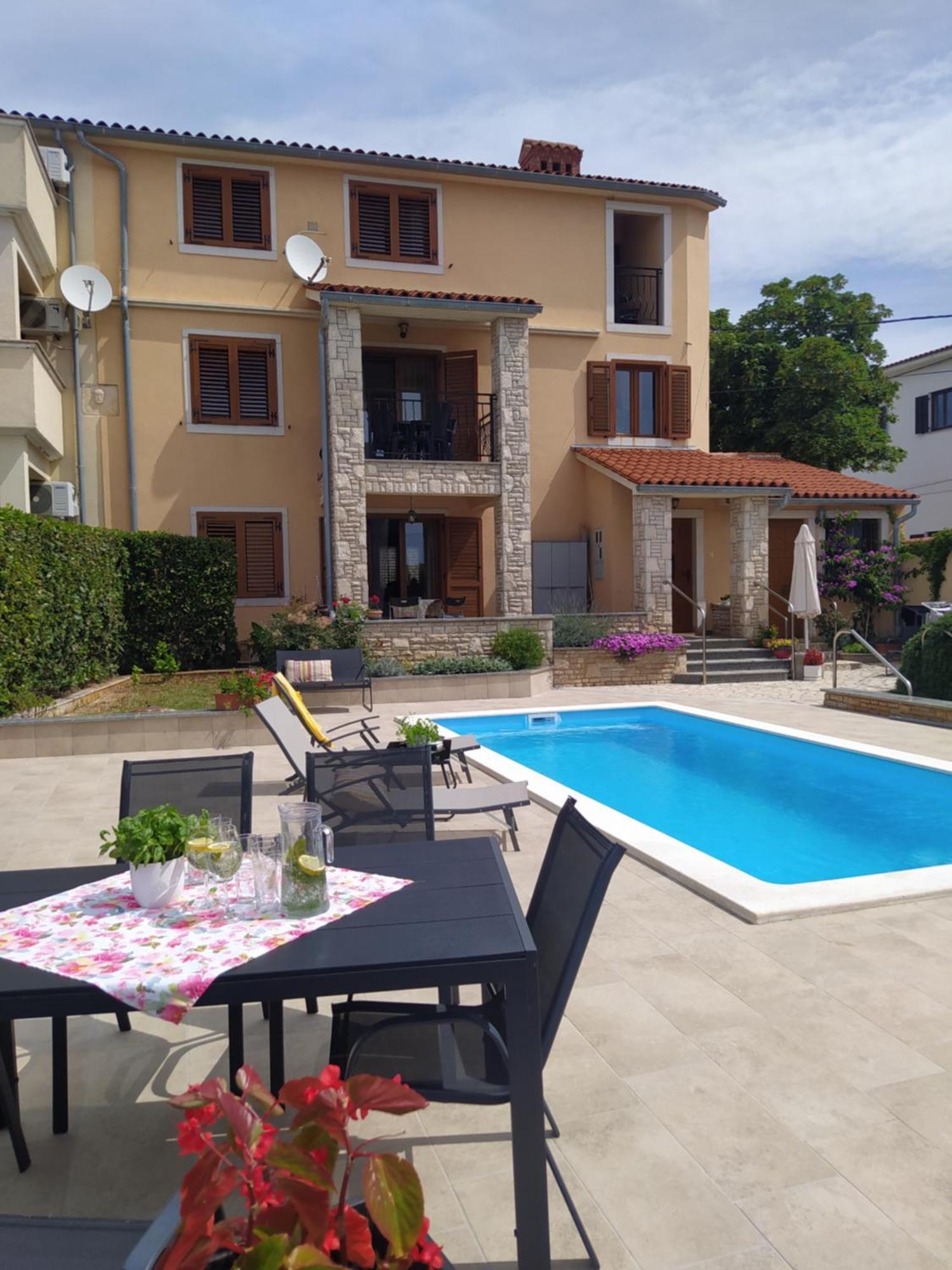 Villa Krasa Sea View Apartmants With Pool Ližnjan 외부 사진