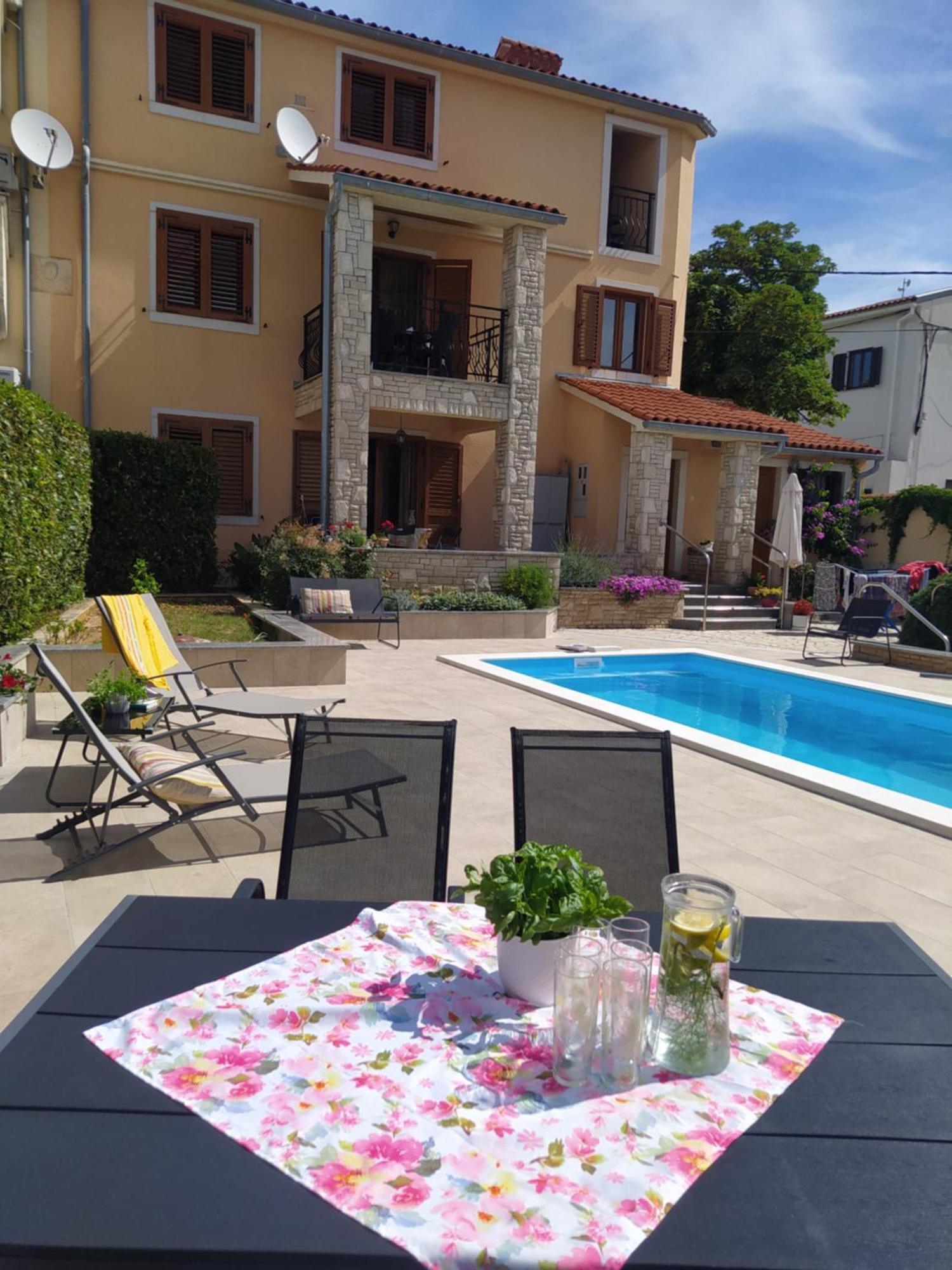 Villa Krasa Sea View Apartmants With Pool Ližnjan 외부 사진
