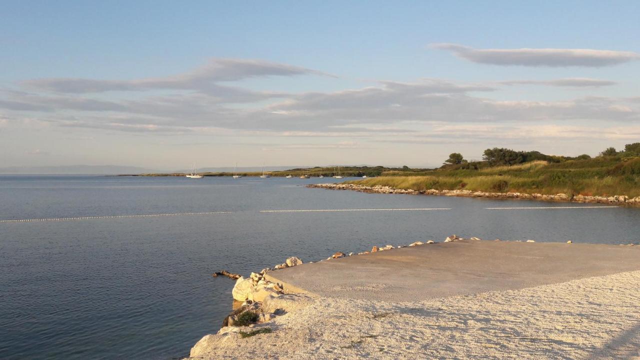 Villa Krasa Sea View Apartmants With Pool Ližnjan 외부 사진